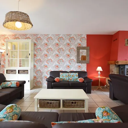 Holiday home La Grande Famille Genes
