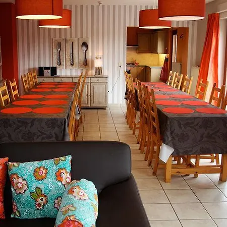 La Grande Famille Holiday home Genes